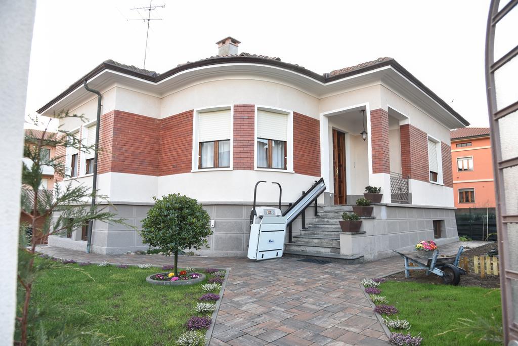 L'Agrifoglio Affittacamere Gattinara ภายนอก รูปภาพ
